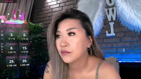 Snapshot of nicky_owl chatting on April 23, 2026, 7:52 am Today is my 41st birthday And in 2 hours Im waiting for you on the stream Stock up on tokens and a good mood Nicky online show from April 23, 2026, 7:52 am