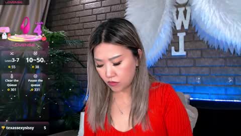 Snapshot of nicky_owl chatting on May 18, 2026, 12:33 pm Today is my 41st birthday And in 2 hours Im waiting for you on the stream Stock up on tokens and a good mood Nicky online show from May 18, 2026, 12:33 pm