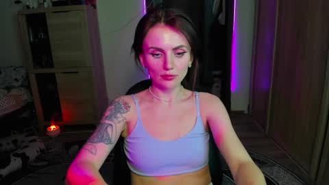 Snapshot of nicky_weekends chatting on February 10, 2025, 3:21 pm Nicky Weekends online show from February 10, 2025, 3:21 pm