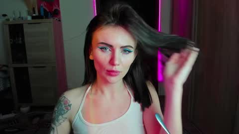 Snapshot of nicky_weekends chatting on March 7, 2025, 1:53 am Nicky Weekends online show from March 7, 2025, 1:53 am