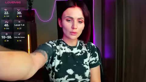 Snapshot of nicky_weekends chatting on September 13, 2025, 3:17 am Nicky Weekends online show from September 13, 2025, 3:17 am