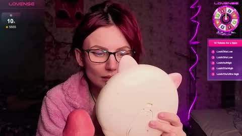 Snapshot of nicky_weekends chatting on November 24, 2025, 11:04 pm Nicky Weekends online show from November 24, 2025, 11:04 pm