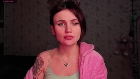 Nicky Weekends online show from February 16, 2026, 2:18 am