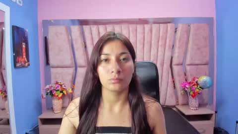 Nicky Miler online show from November 17, 2025, 3:40 pm