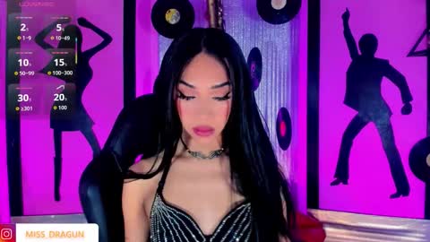 Nicky online show from September 30, 2025, 11:32 pm