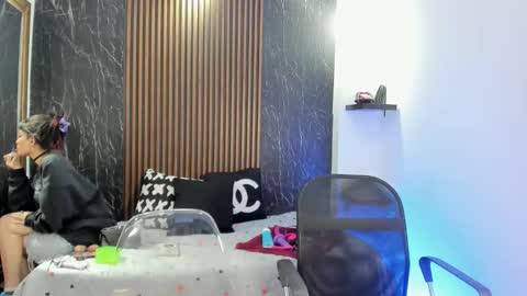Snapshot of nico_blaze22 chatting on May 19, 2026, 7:31 pm Nico online show from May 19, 2026, 7:31 pm