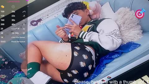 Snapshot of nico_cruz chatting on December 3, 2024, 9:00 am nico online show from December 3, 2024, 9:00 am