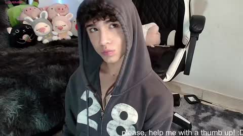 Snapshot of nico_cruz chatting on December 5, 2024, 11:38 am nico online show from December 5, 2024, 11:38 am