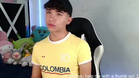 Snapshot of nico_cruz chatting on January 15, 2025, 5:08 am nico online show from January 15, 2025, 5:08 am