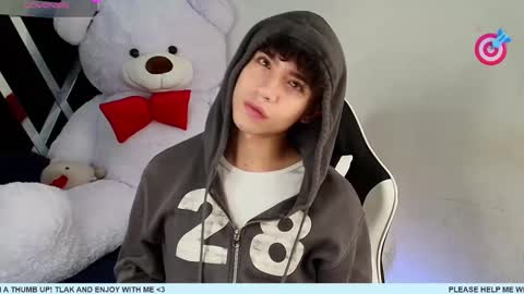 Snapshot of nico_cruz chatting on February 9, 2025, 6:11 am nico online show from February 9, 2025, 6:11 am