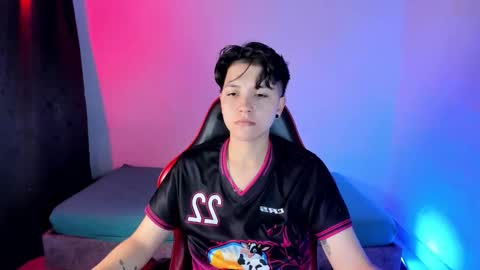 NICO online show from October 19, 2025, 1:39 am