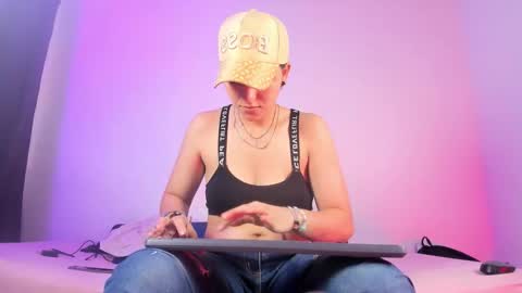 NICO online show from February 1, 2026, 4:49 pm