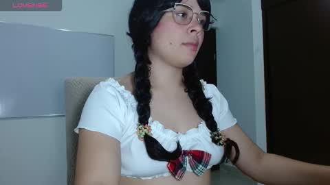 Snapshot of nicol_foxsex chatting on March 1, 2026, 10:45 pm nicol online show from March 1, 2026, 10:45 pm