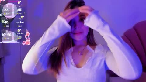 Nicol Gw online show from October 6, 2025, 3:37 am