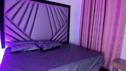 Snapshot of nicola_d_angelo chatting on June 25, 2026, 7:18 pm nicola_d_angelo online show from June 25, 2026, 7:18 pm