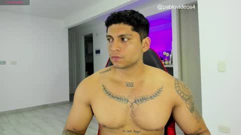 Snapshot of nicolas_montoya chatting on October 19, 2025, 4:57 am nicolas_montoya online show from October 19, 2025, 4:57 am