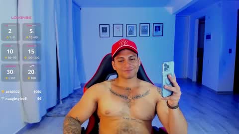 Snapshot of nicolas_montoya chatting on November 5, 2025, 4:12 am nicolas_montoya online show from November 5, 2025, 4:12 am