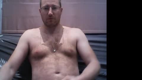 Snapshot of nicolaslapin87 chatting on October 6, 2025, 6:00 am nicolaslapin87 online show from October 6, 2025, 6:00 am