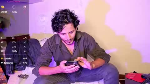 Snapshot of nicolasrodrii chatting on December 17, 2024, 5:18 am nicolasrodrii online show from December 17, 2024, 5:18 am