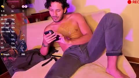 Snapshot of nicolasrodrii chatting on December 22, 2024, 3:11 am nicolasrodrii online show from December 22, 2024, 3:11 am