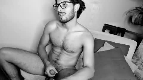 Snapshot of nicolasrodrii chatting on February 22, 2025, 12:49 am nicolasrodrii online show from February 22, 2025, 12:49 am