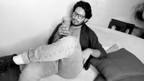 Snapshot of nicolasrodrii chatting on February 23, 2025, 1:57 am nicolasrodrii online show from February 23, 2025, 1:57 am