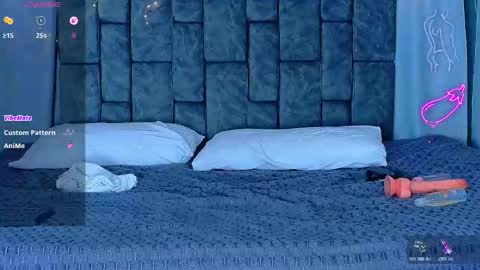 nicolastorres__ online show from April 12, 2026, 8:47 pm