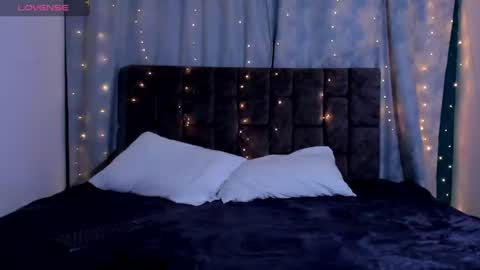 nicolastorres__ online show from June 16, 2026, 7:22 am
