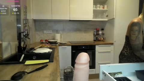 Snapshot of nicole122031 chatting on June 12, 2026, 8:30 pm Secret Amateur HuGirl online show from June 12, 2026, 8:30 pm