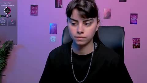 Snapshot of nicole_bright chatting on July 28, 2026, 8:43 am nicole_bright online show from July 28, 2026, 8:43 am