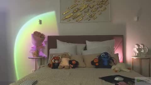 Nicole online show from January 31, 2026, 9:02 pm