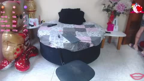 Nicole Santana online show from June 29, 2026, 10:10 pm