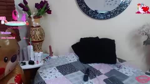 Nicole Santana online show from July 9, 2026, 9:41 pm