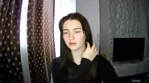 nicole_todd online show from December 12, 2024, 9:51 am