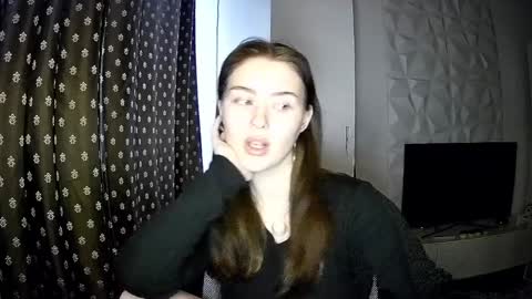 nicole_todd online show from December 12, 2024, 12:55 pm