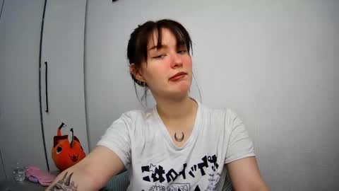 nicole_todd online show from January 3, 2025, 7:06 am