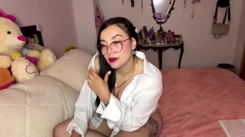 Snapshot of nicole_wc chatting on October 24, 2025, 4:42 am Nicole online show from October 24, 2025, 4:42 am