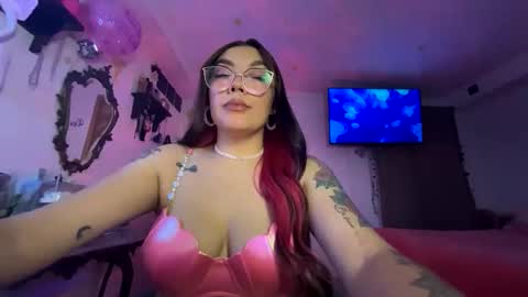 Nicole online show from April 26, 2026, 6:11 am