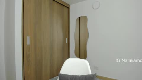 N A T A L I A online show from February 11, 2025, 7:38 pm