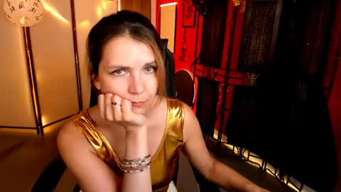 nicolehits online show from May 21, 2026, 1:29 pm