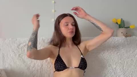 nicolekira online show from July 21, 2026, 11:34 am