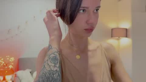 nicolekira online show from July 23, 2026, 5:22 pm