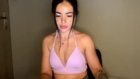 Nicole online show from May 8, 2026, 7:30 pm