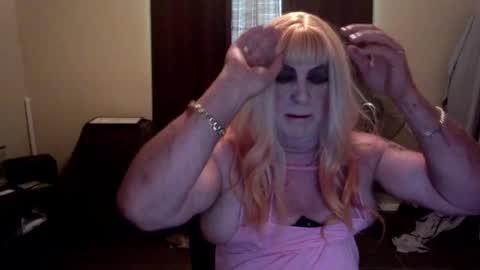 Snapshot of nicolescdfantasies chatting on June 15, 2026, 12:02 am Nicole CD online show from June 15, 2026, 12:02 am