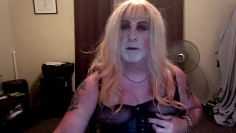 Snapshot of nicolescdfantasies chatting on June 21, 2026, 4:04 am Nicole CD online show from June 21, 2026, 4:04 am