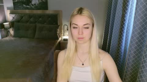 Snapshot of nicolestunning chatting on May 16, 2026, 5:59 am NicoleStunning online show from May 16, 2026, 5:59 am