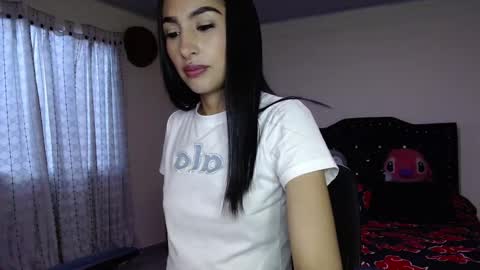 Snapshot of nicoletta_c66 chatting on November 25, 2025, 10:43 pm Nicole online show from November 25, 2025, 10:43 pm