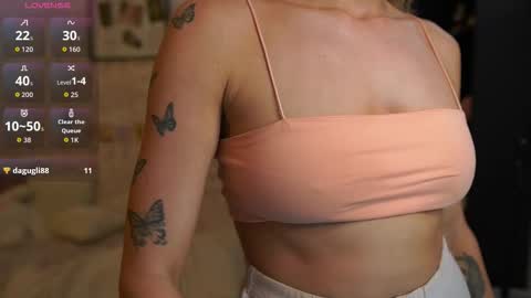 nicolette__shea_ online show from September 11, 2025, 9:09 am