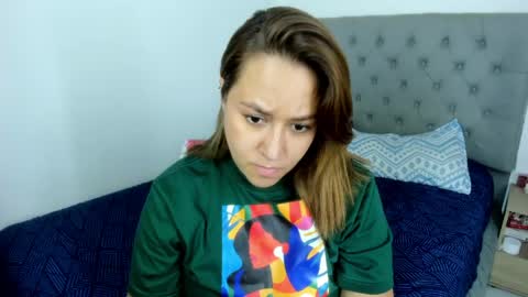 Snapshot of nicolewind_ chatting on May 22, 2026, 6:46 pm ELIZABETH online show from May 22, 2026, 6:46 pm