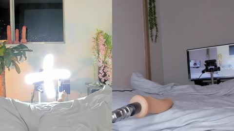 Snapshot of nicolle_saenzz chatting on January 23, 2025, 12:57 am Nicolle Saenzz online show from January 23, 2025, 12:57 am